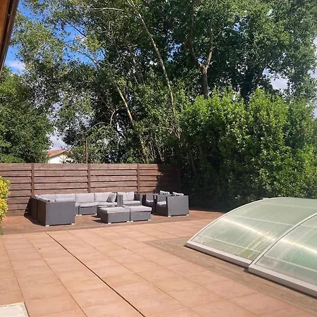 Gavial - Grande Maison Avec Piscine